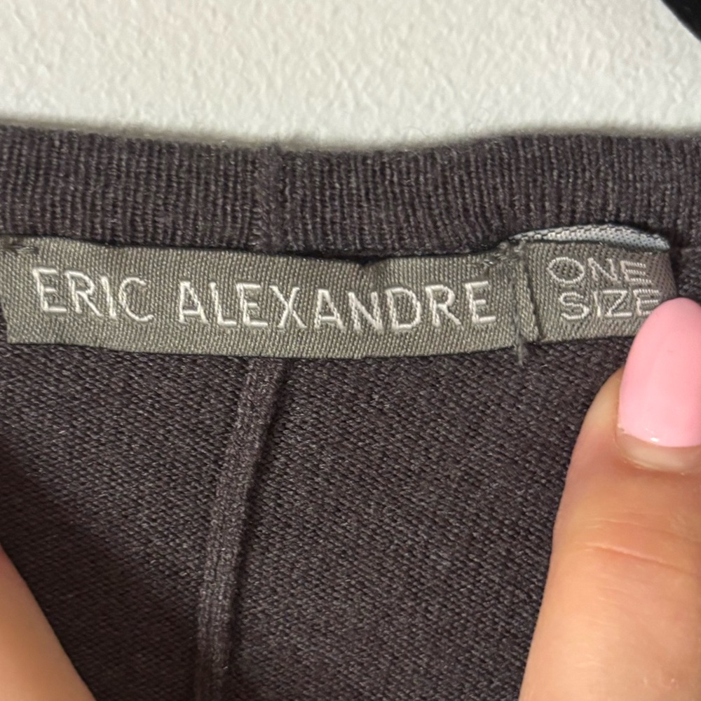 Eric Alexandre Gray Poncho - Picture 6 of 10